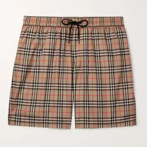 Burberry shorts storlek M Kvitto medföljer 