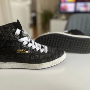 Puma First Round Repeat EX - Puma First Round Repeat EX Mid Suede  Strl 42