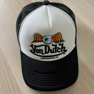 Säljer nu min Von Dutch keps!  Aldrig använd så i väldigt fint skick. 