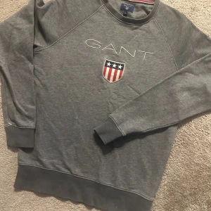 Gant sweatshirt strl M  - Gant Tröja i bra skick strl M