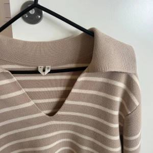 Arket - Stickad tröja från arket i stl xs 🥰