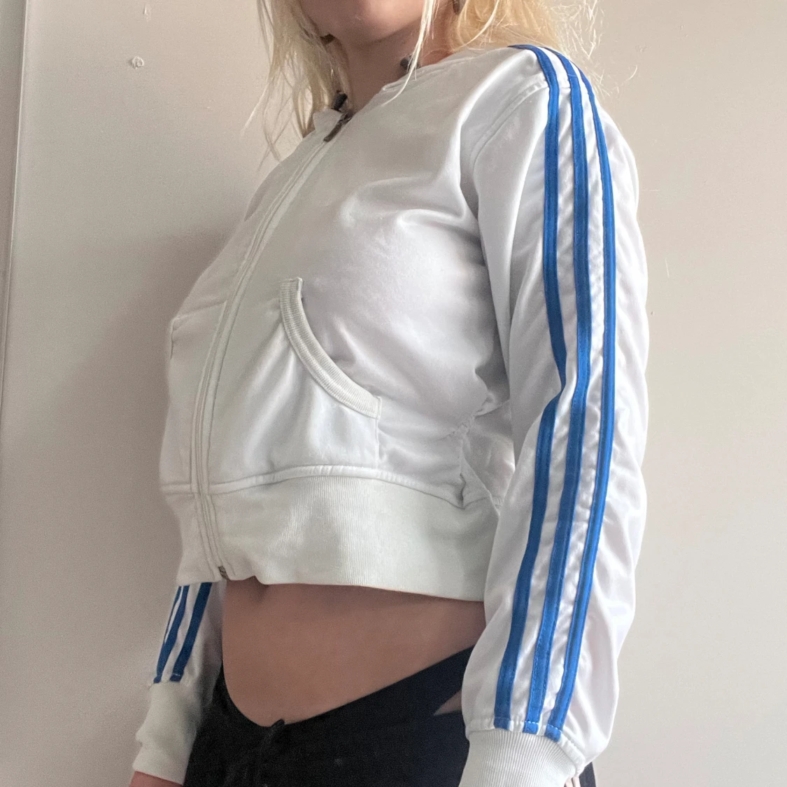 Adidas hoodie - 91