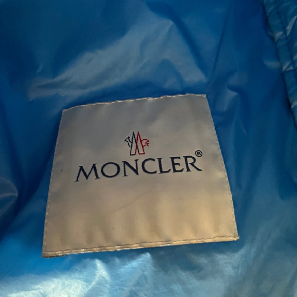Moncler väst - 90