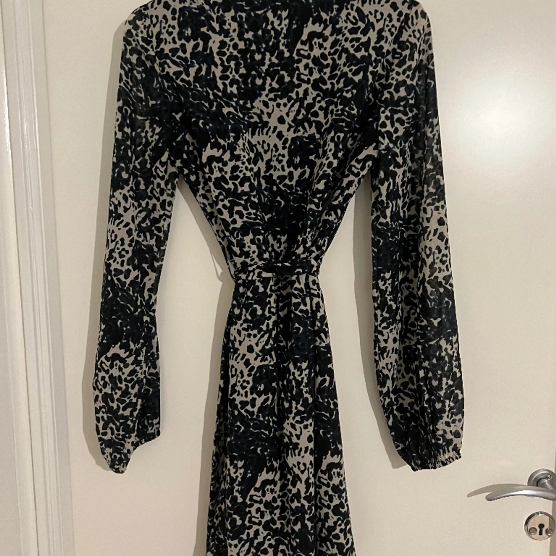 NA-KD kort klänning  - 91