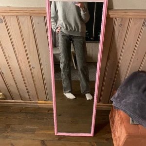 Jeans - Gråa, raka jeans från junkyard, storlek ca, bra skick