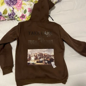 Hoodie - Använd ett par gånger.