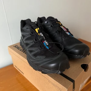 salomon xt-6 storlek 42 - svarta salomon xt-6 i nyskick, storlek 42 (us 8,5)