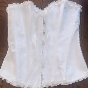 Vit korsett - Oanvänd 