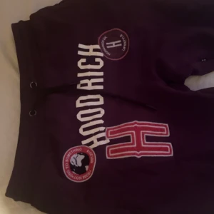 Hoodrich byxor  - Säljer för de används inte, Strlk M  