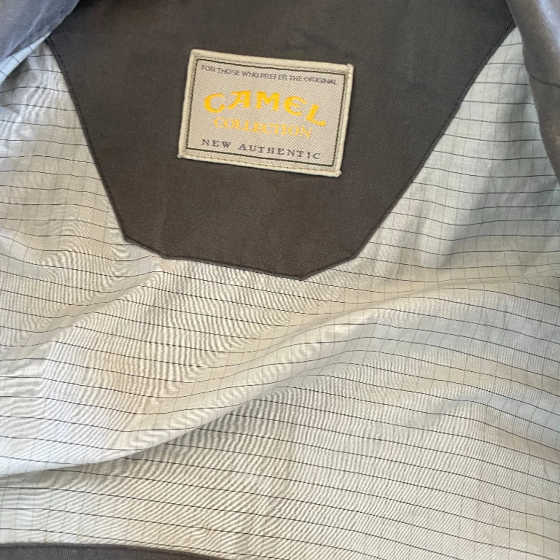 Grå vintage Camel kavaj i Large - 90