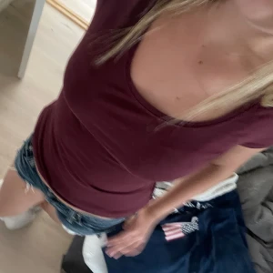 Anna Field tröjor - Aldrig någonsin använda. Om det finns intresse av endast en av tröjorna, så kan det diskuteras men annars säljs alla för 200 kr. Köpte för något år sedan på Zalando men har aldrig kommit till användning. Därav, nyskick. Skriv kring frågor osv💓