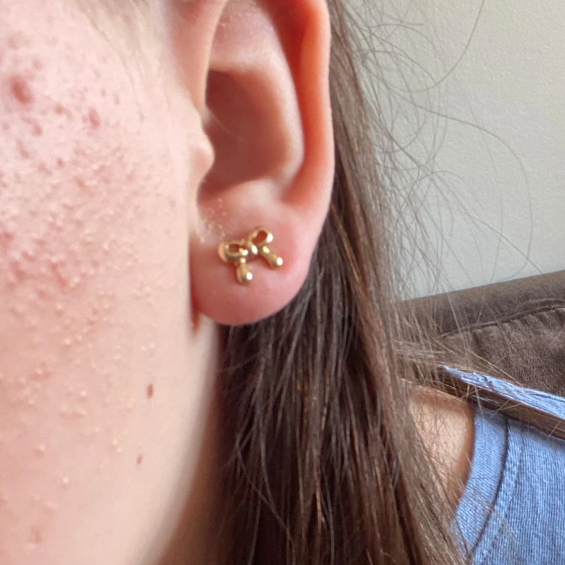 Guldörhängen med rosett  - 92