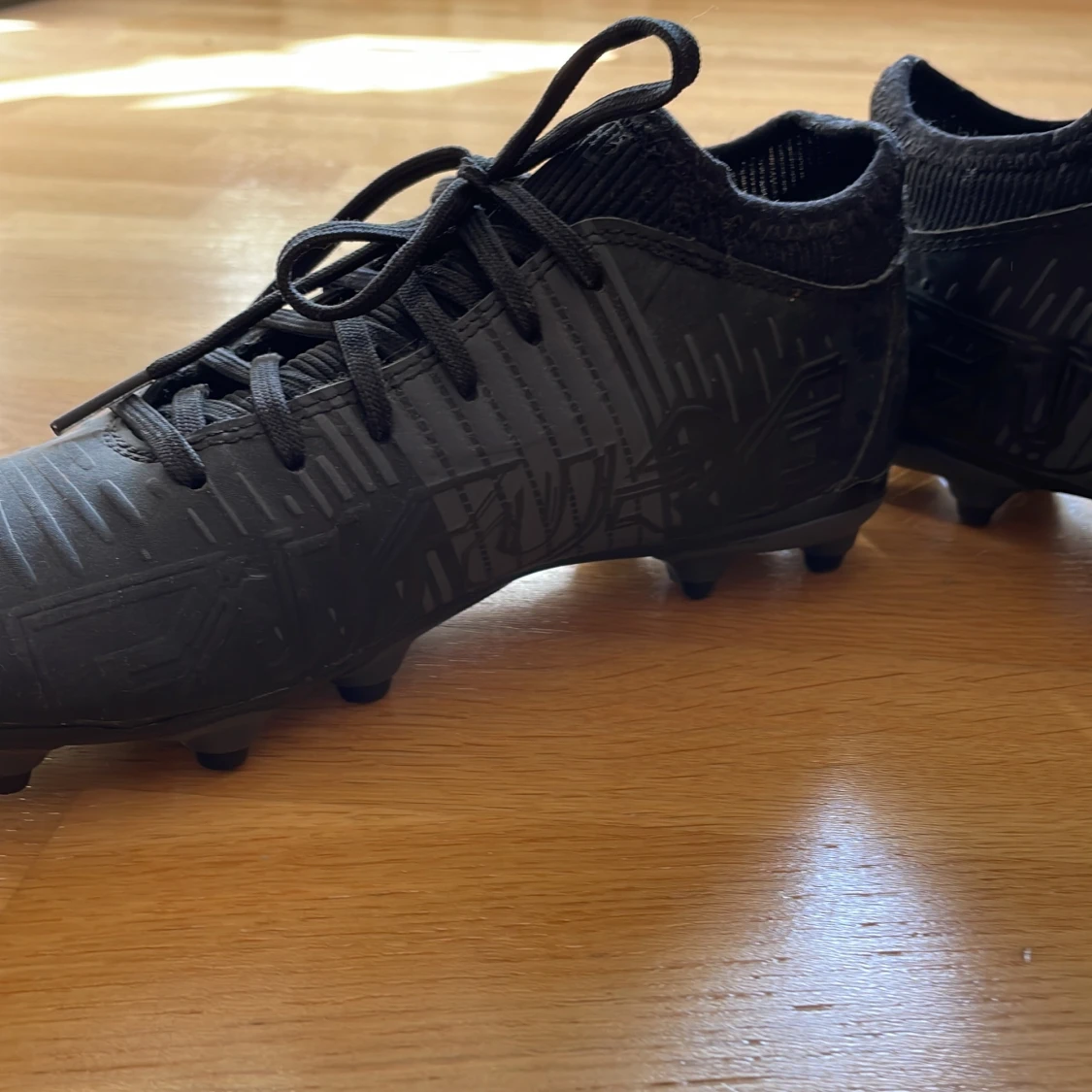 Fotbollsskor svart - 90