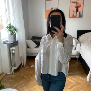 Missguided skjorta - Storlek: 34 Skick: Fint skick, endast lite skrynklig. Använd fåtal gånger.