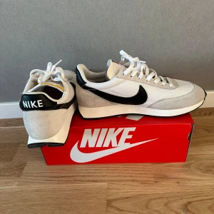 Nike  - Nike sneakers tennis storlek 41 nyskick 