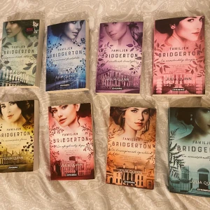 Bridgeton böcker  - 8 stycken Bridgeton böcker, jättefint skick Säljer alla tillsammans för 200kr