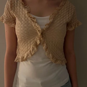 Kortärmad kofta - Jätte söt kortärmad tröja❣️❣️