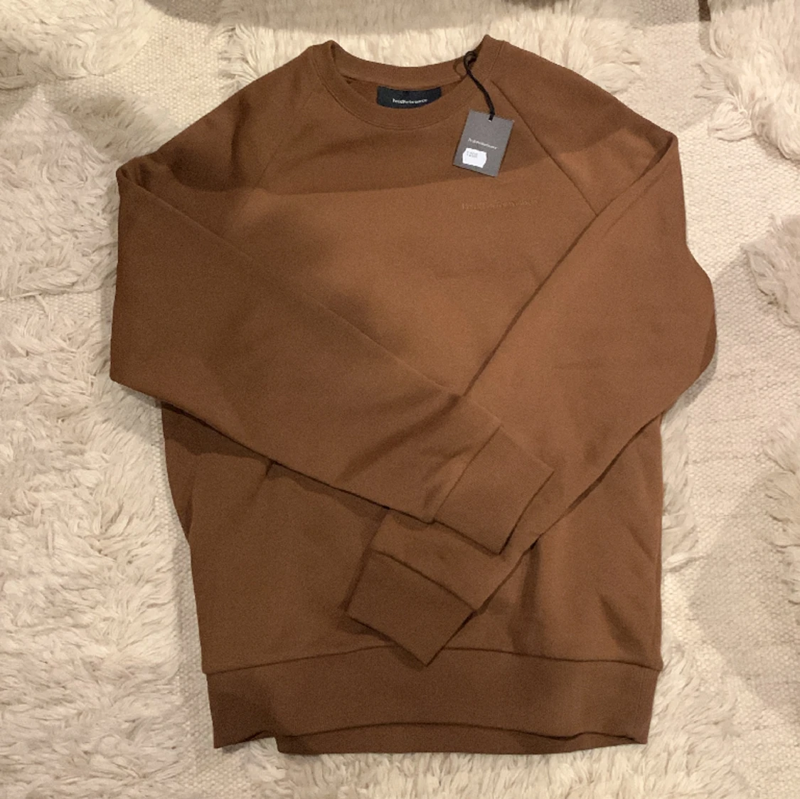 Peak Perforamce tröja