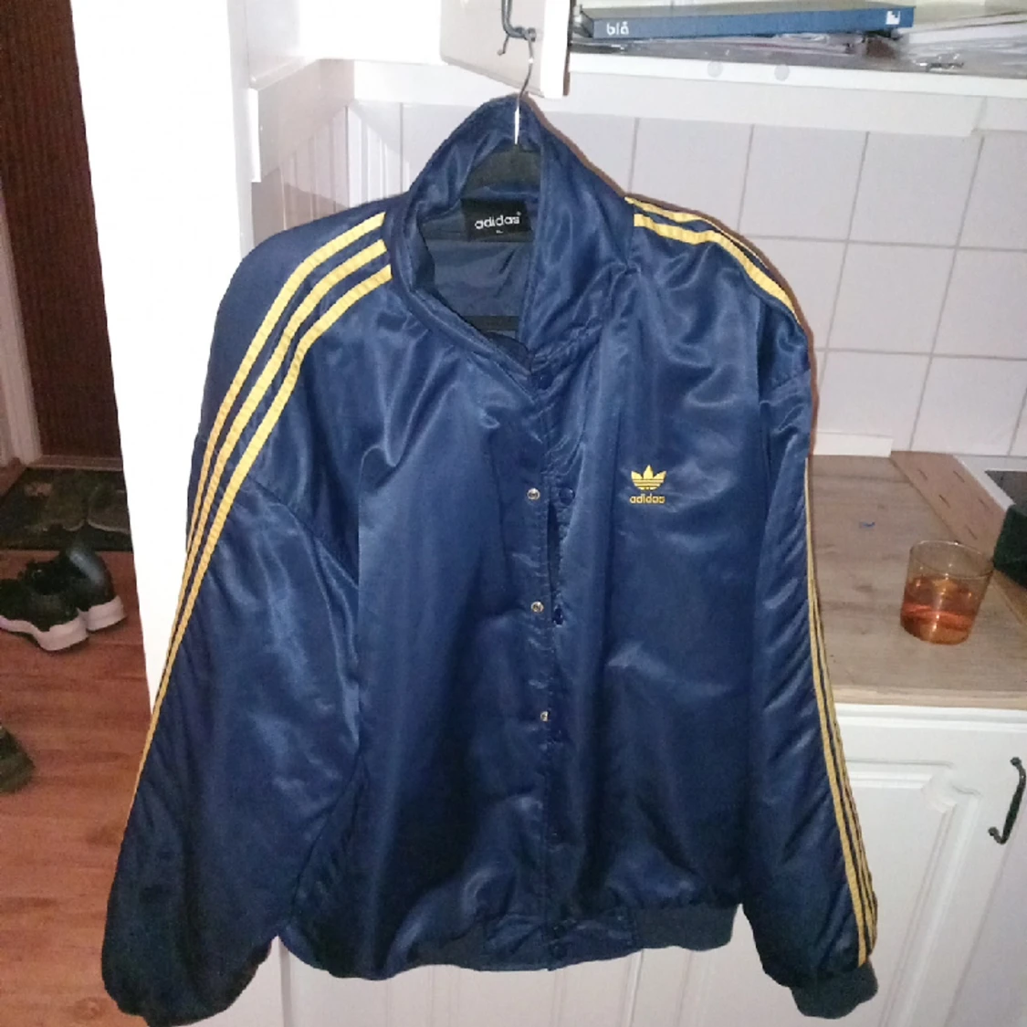 Adidas jacka XL - 90
