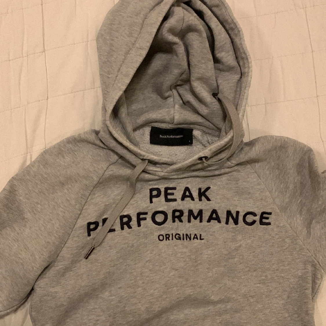 Peak Preformance Hoodie - 91