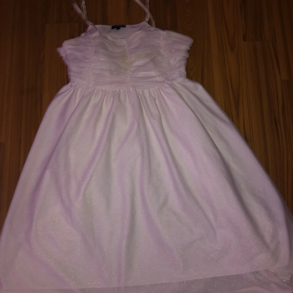 Vit klänning st 170 - 90