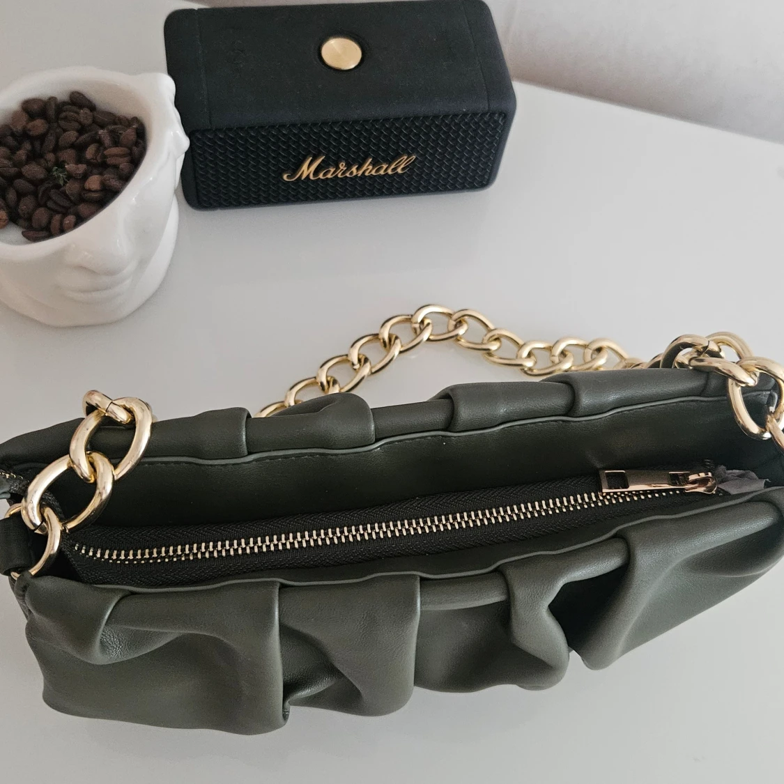 Axelväska från MQ  - 92