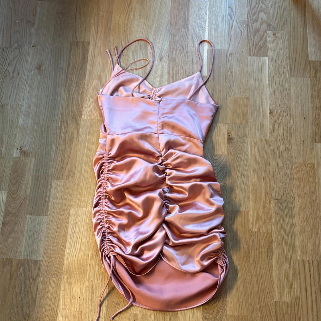 Rosa festklänning  - 91