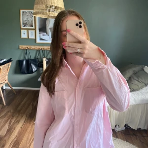 Rosa skjorta - SUPERFIN!!