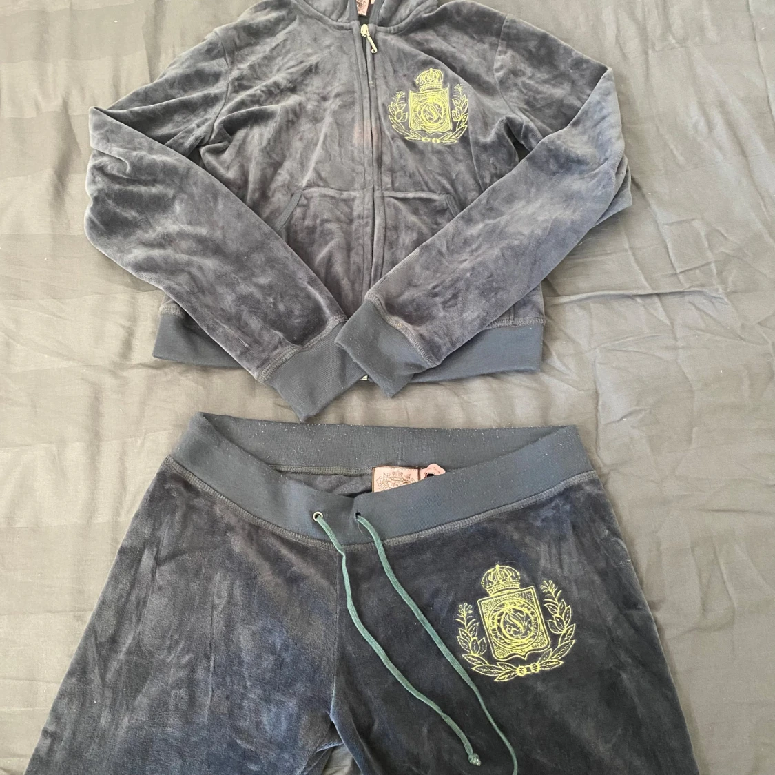 Juicy Couture set 2000s