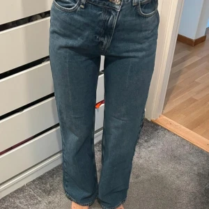 Zara jeans S/M - Coola men lite för små, står storlek M men är mer som S