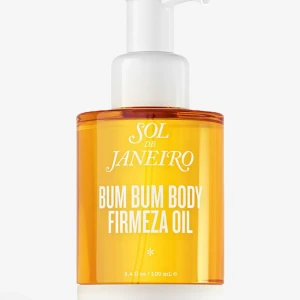 Sol de janerio body oil  - Säljer denna kropps oljan som e så himla bra men har flera andra så den kommer inte riktigt till användning ❤️nästan allt kvar, köpt för 699kr på Åhléns 