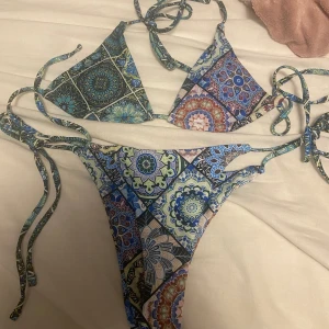 Bikini - Underdelen är oanvänd, och överdelen är endast använd 1 gång💞🌸