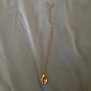  EDBLAD HALSBAND  - Köpte i Grisslehamn på rea för 250 på Edblad ! Tror inte dem går att köpa längre! 