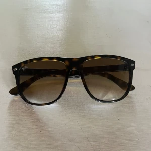 Ray-ban glajjor - Skick 9-10 Riktigt feta till sommaren