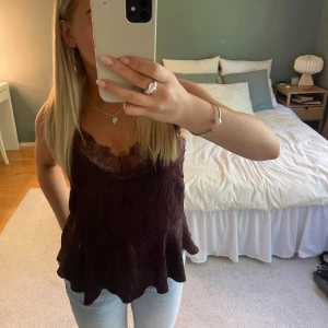 topp - söt topp med spets ❤️