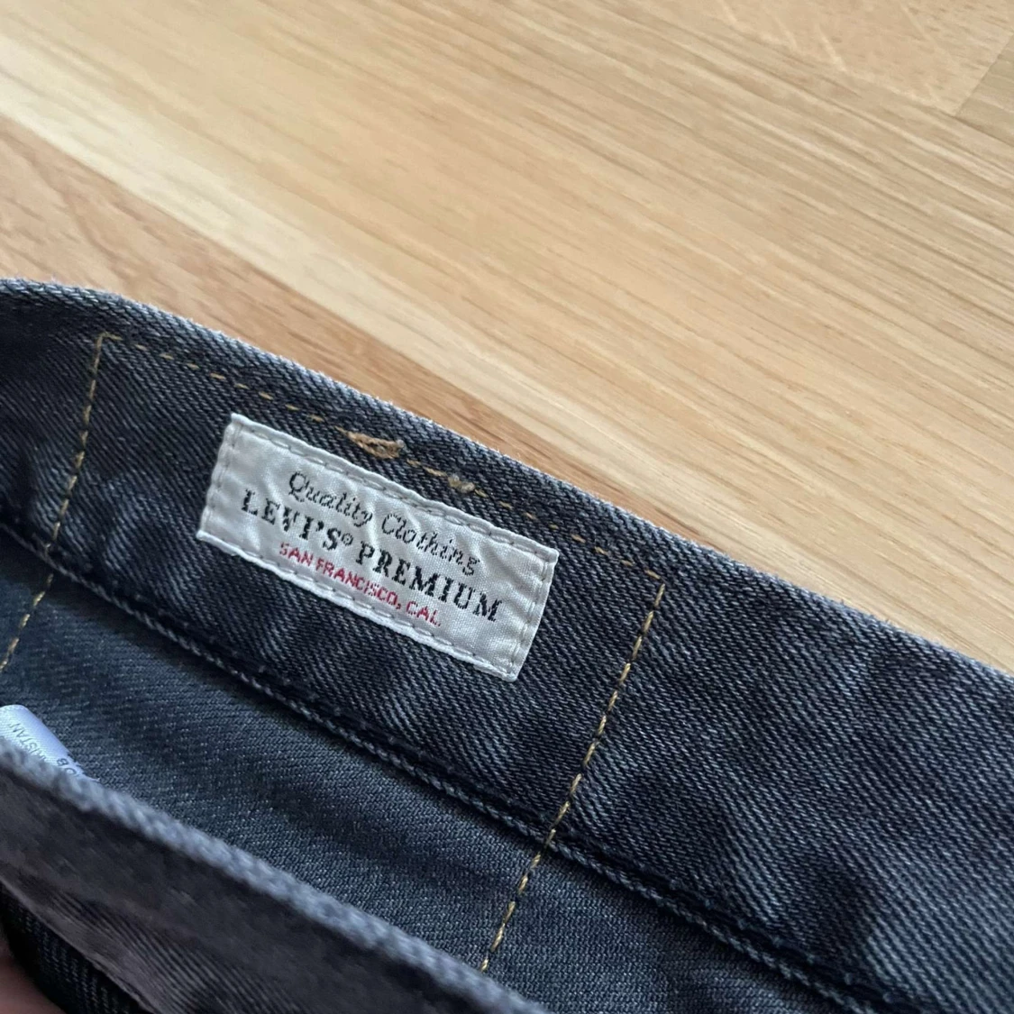 Gråa Levi’s 501 - 90