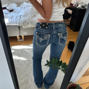 Miss me jeans - Säljer dessa jeans då dem inte kommer till användning längre, är ca 166 cm lång💛