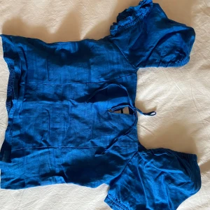 Linne topp - Fint skick, puffärm. Xs💙