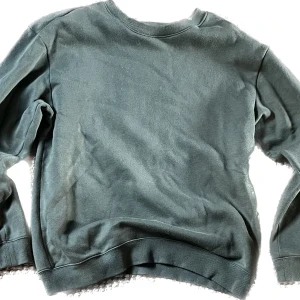 Green Baggy Sweater - sliten ljusgrön🤩 hm baggy tröja minimalistisk stil utan defekter🤙