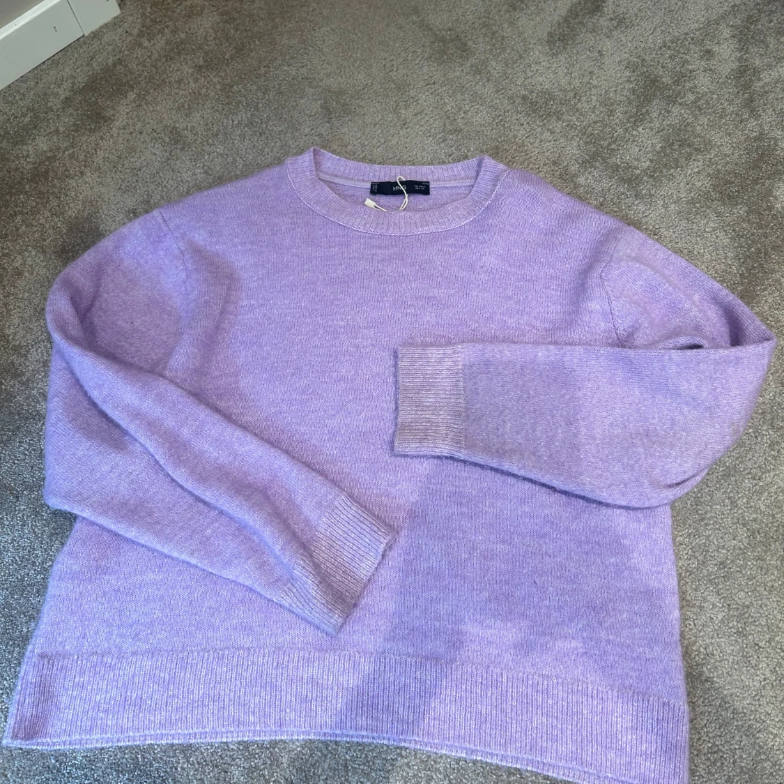 Mango stickad tröja