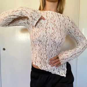 Vit blus tröja - Super stretchig oanvänd 