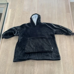 Mörkgrå wooliee!🥋 - En mörkgrå original wooliee!🥋sparsamt använd i toppskick!