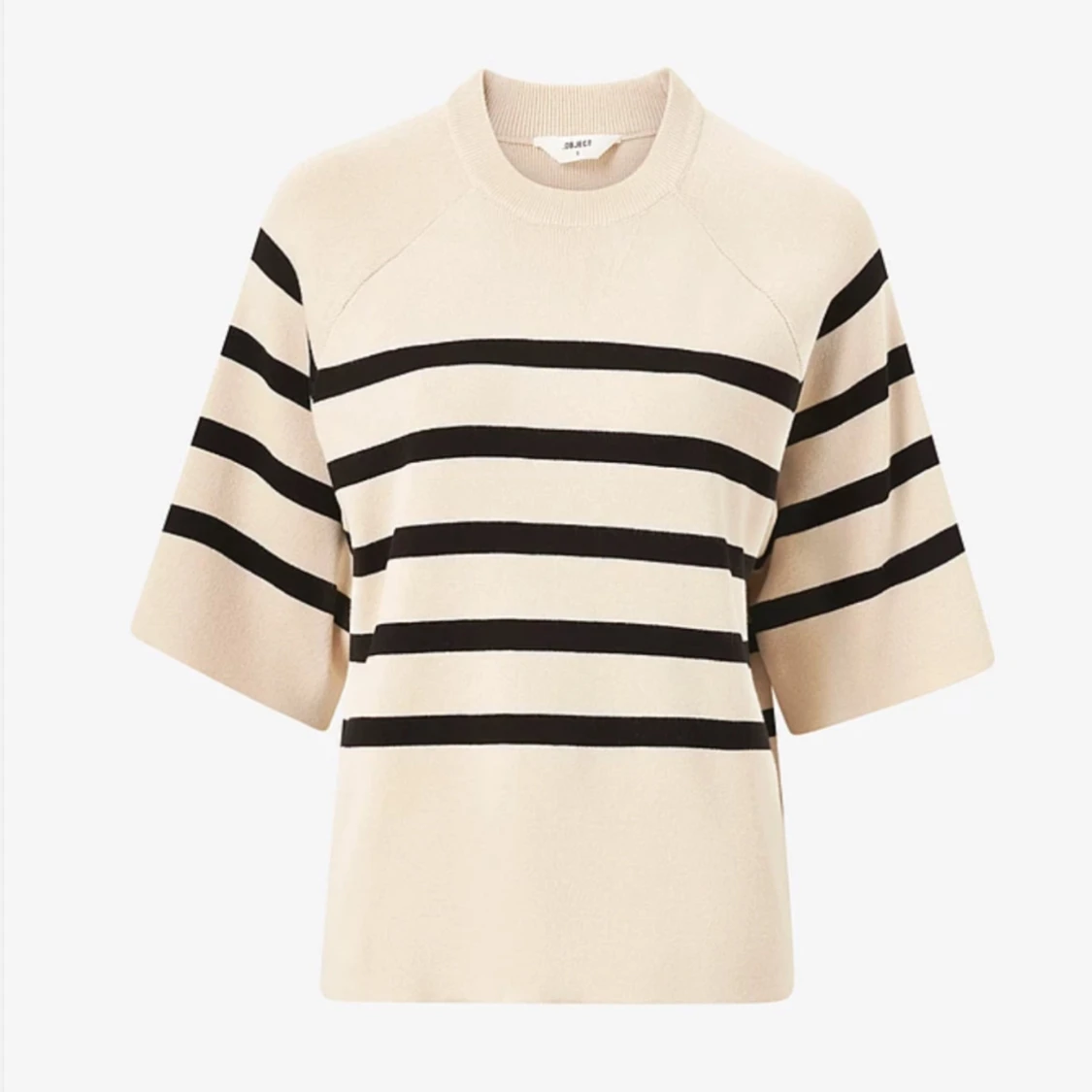 Randig stickad tröja 