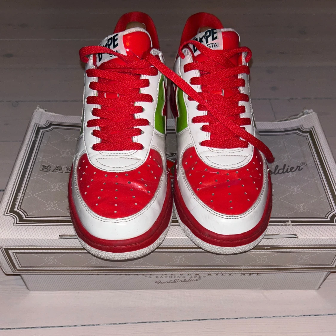 RARE BAPESTA♨️♨️♨️ Box Plus extra Laces medkommer - 91