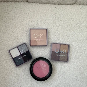 Smink kit - Ögonskuggor + highlighter + blush. Oanvända