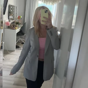 Kavaj  - Kavaj från zara strl 34, bra skick 🩷