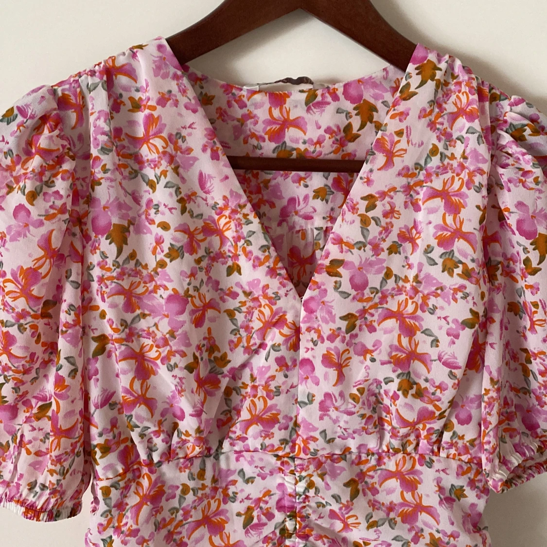 Blommig klänning från ONLY - 90