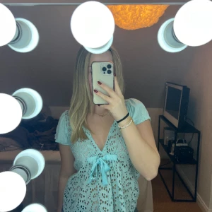 Odd Molly blus  - Snygg odd Molly blus med rosett 