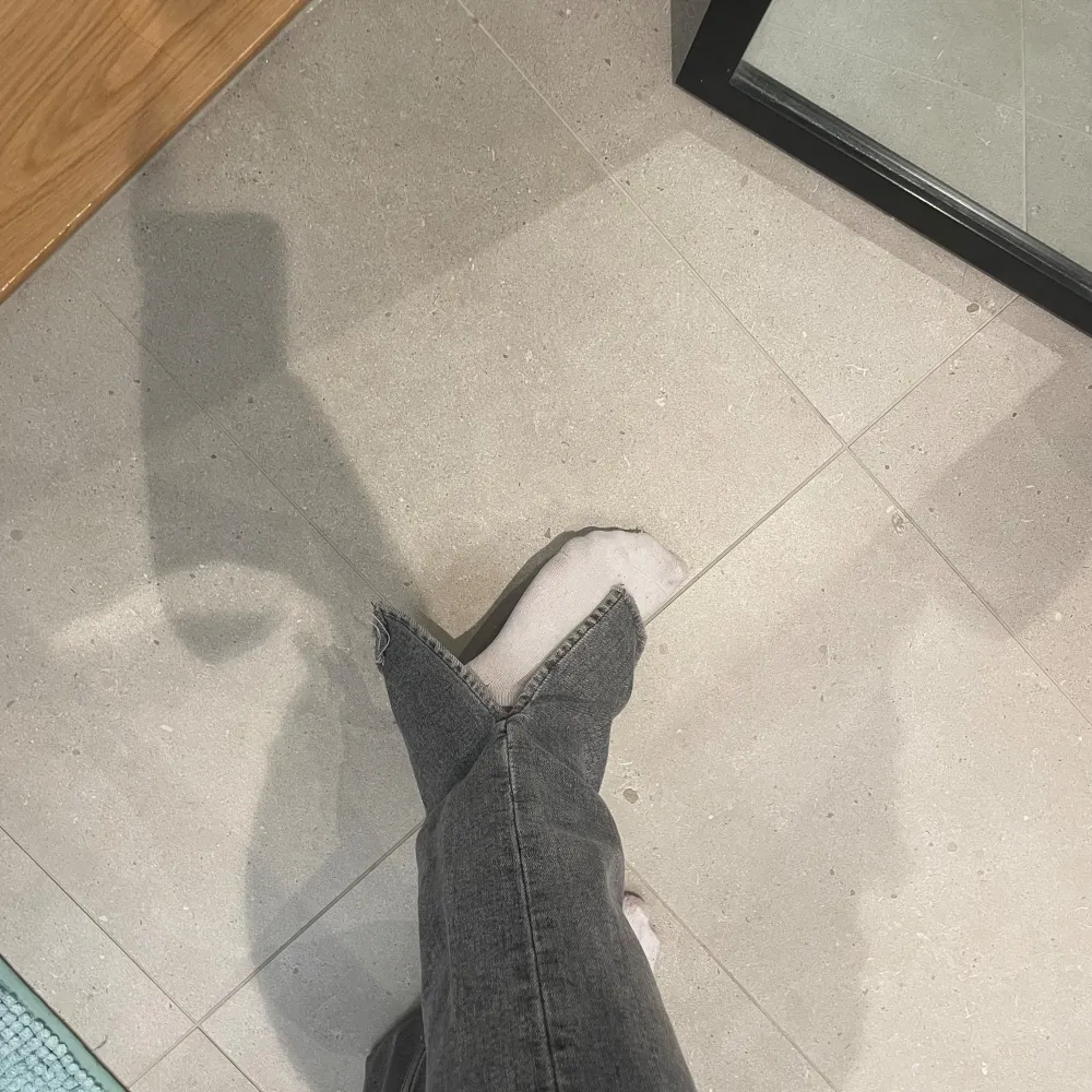 Så fina jeans som tyvärr är för små för mig. Passar XS. Jeans & Byxor.