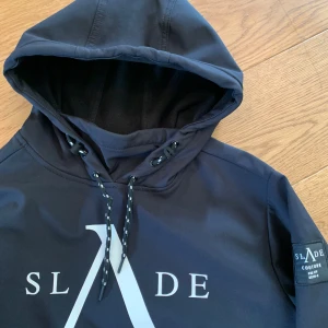 Skidjacka Slade - Fin jacka i bra skick. Enbart använd ngn vecka.